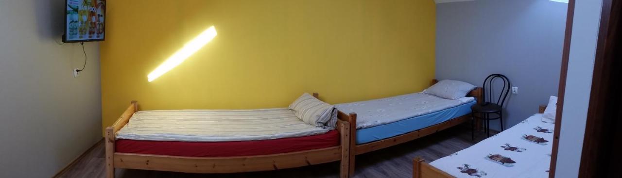Pokoje Goscinne "U Karola" Pracownicze Ścinawa Exteriér fotografie